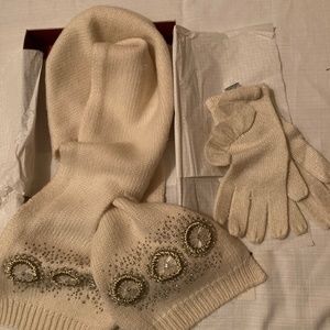 Talbot's Alpaca Blend Knit Scarf and Gloves